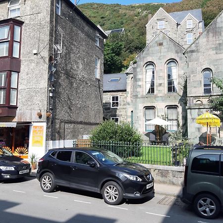 Ground Floor Barmouth Centre Apartment With Garden Buitenkant foto