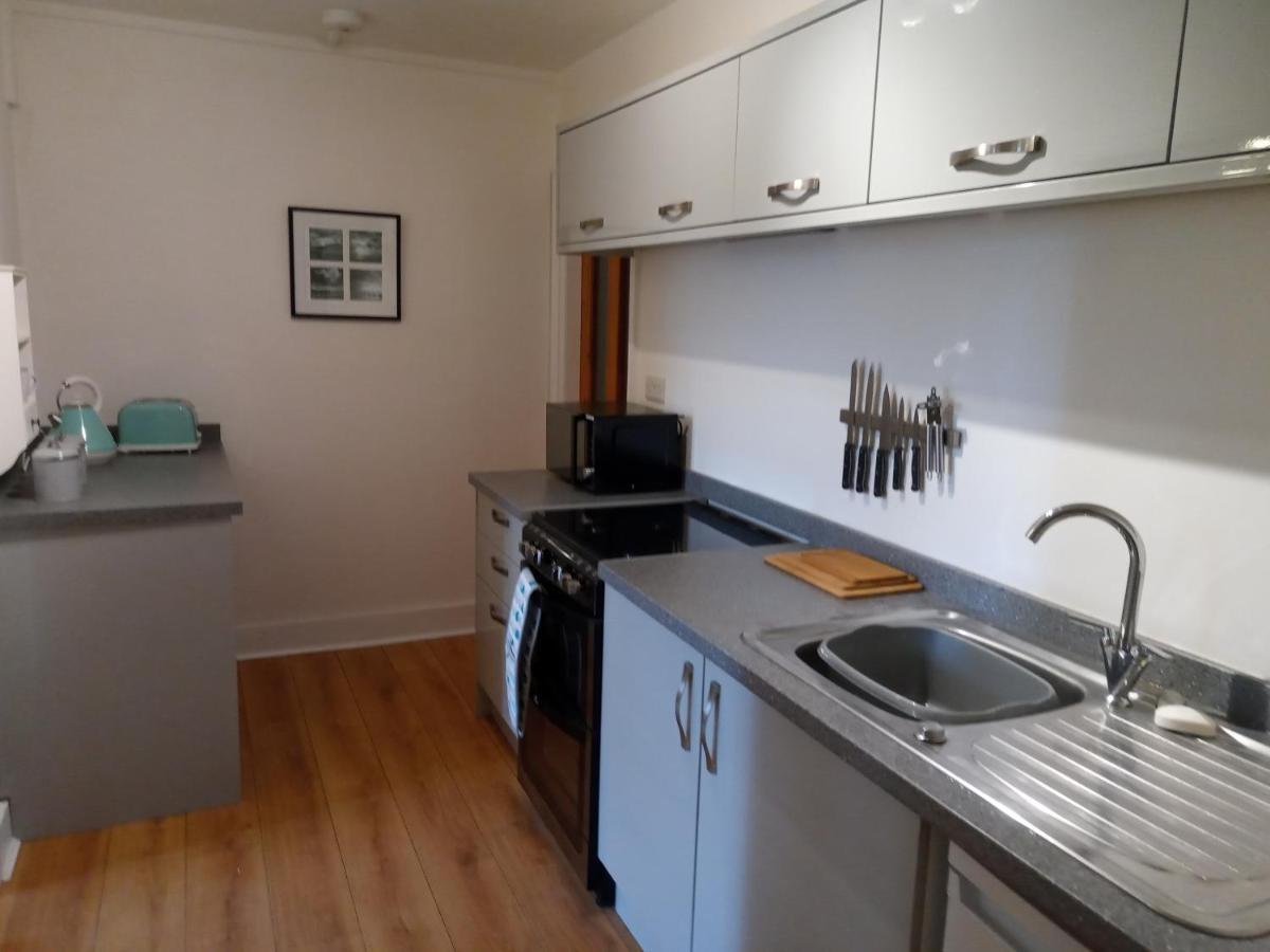 Ground Floor Barmouth Centre Apartment With Garden Buitenkant foto